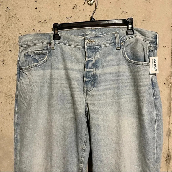 Women's NWT Old Navy High-Rise Slouchy Taper Jeans Raw Hem Ankle Size 18 - Picture 3 of 9